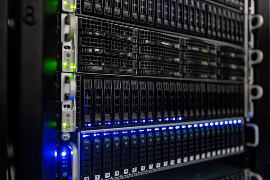 France Dedicated Server Serv...